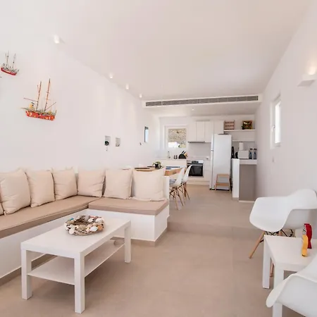 아파트 Deluxe Maisonette With Private Jacuzzi Glifades